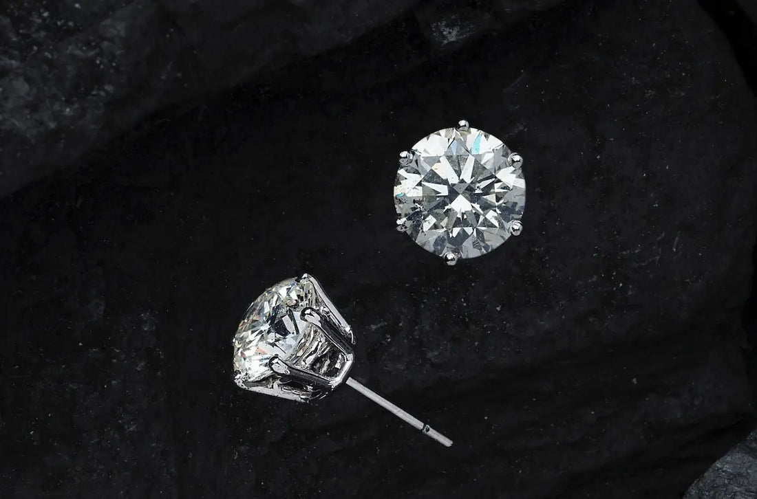 Moissanite vs. Diamond