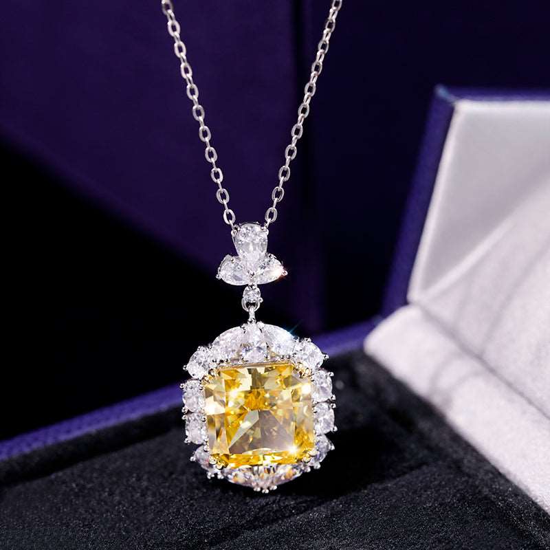 Queen 925 Sterling Silver Yellow square cut 20mm stunning high quality imitation Diamond Necklace