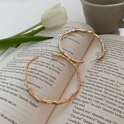 Minimalist Gold Hoop Earrings