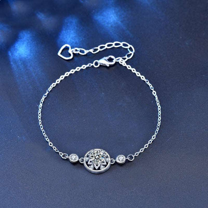 Touch of Elegant Sparkle 925 Sterling Silver Montnets Moissanite Bracelet